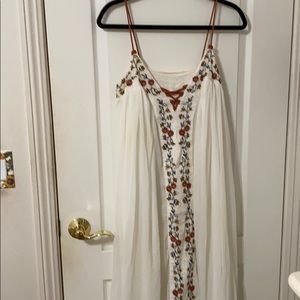 White maxi dress(bohemian)